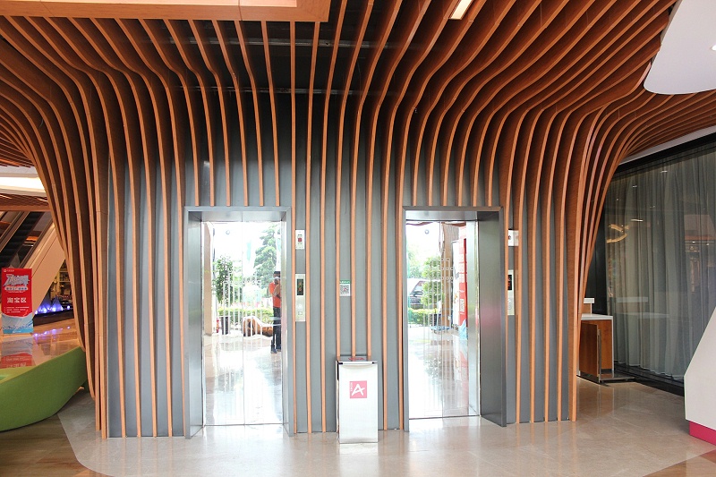 影響吊頂弧形鋁方通價(jià)格的因素你知道嗎？