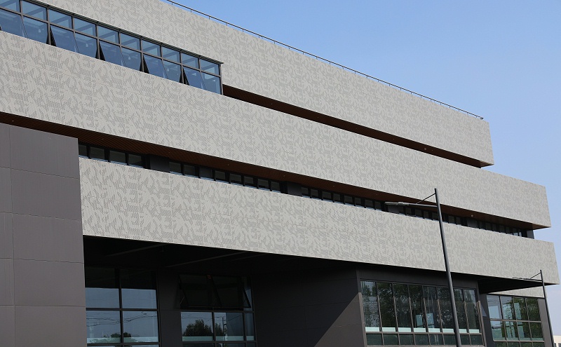 太倉華南機電@外墻雕刻鋁單板