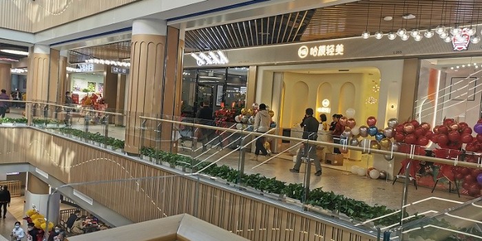 要定制鋁單板找什么樣的鋁單板廠家靠譜，中滬世業(yè)帶你必坑