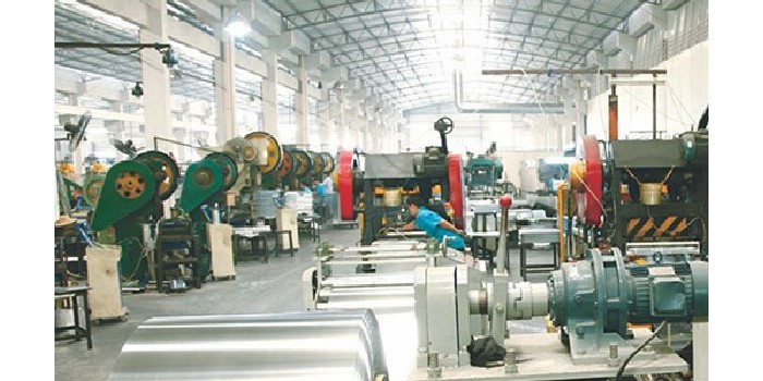 鋁單板廠家的鋁單板定制生產(chǎn)交付周期一般是多久？